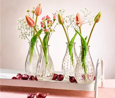 Schnittige Tischdekoration